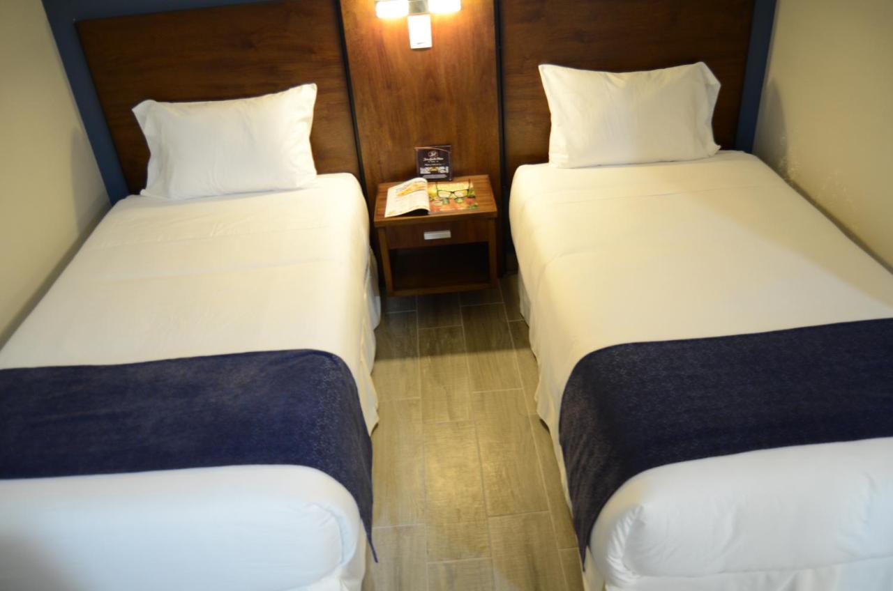 Hotel San Agustin Plaza لاتاكونغا المظهر الخارجي الصورة
